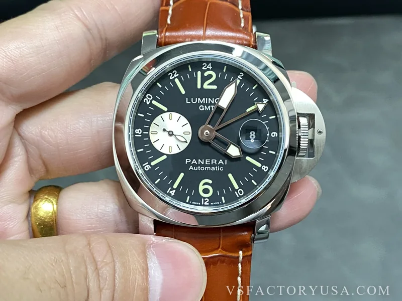 Panerai Luminor GMT 44mm PAM00088 1:1 Super Clone