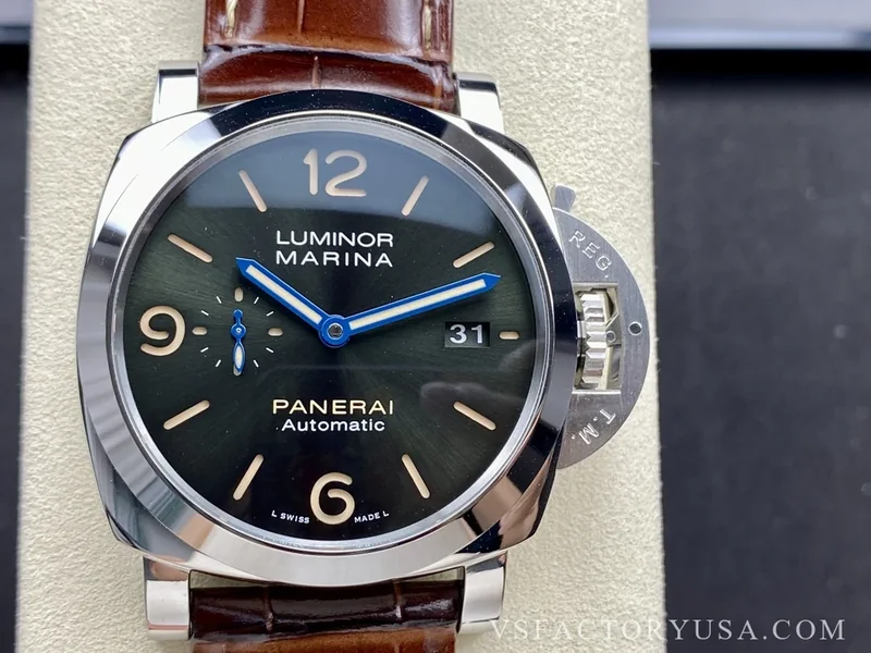 Panerai Luminor Marina 44mm Green Sunburst Dial 1:1 Super Clone