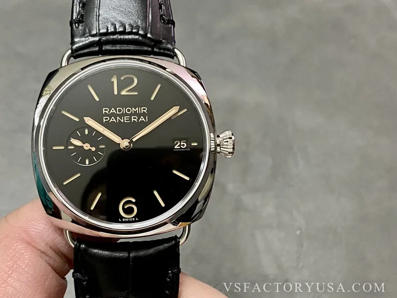 Panerai Radiomir Quaranta 40mm Black Dial PAM01294 1:1 Super Clone