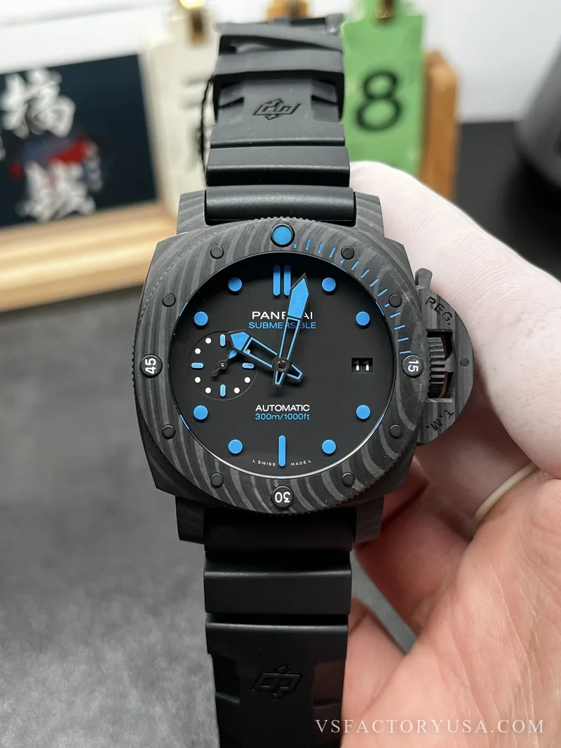 Panerai Submersible Carbotech 47mm PAM01616 1:1 Super Clone