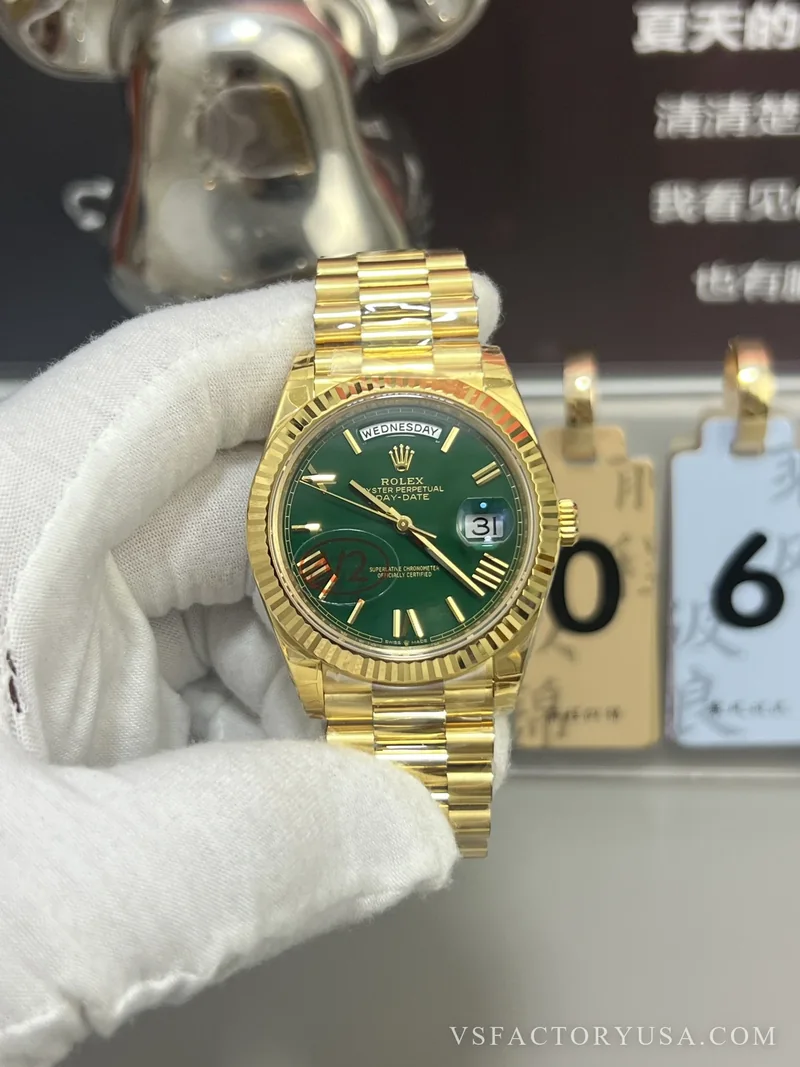 Rolex Day-Date 40 Yellow Gold Green Roman Dial 1:1 Super Clone