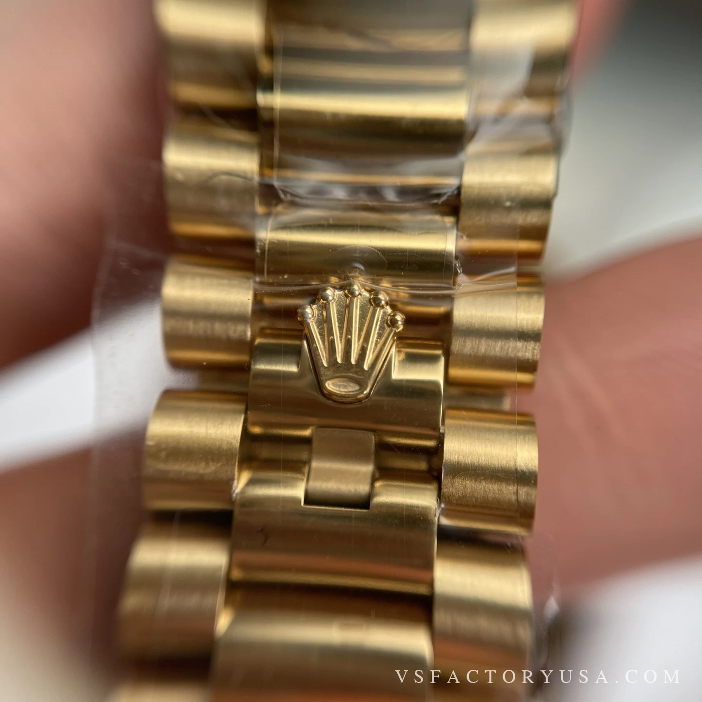 Rolex Day-Date 40 Yellow Gold Green Roman Super Clone | VS Factory — photograph 8